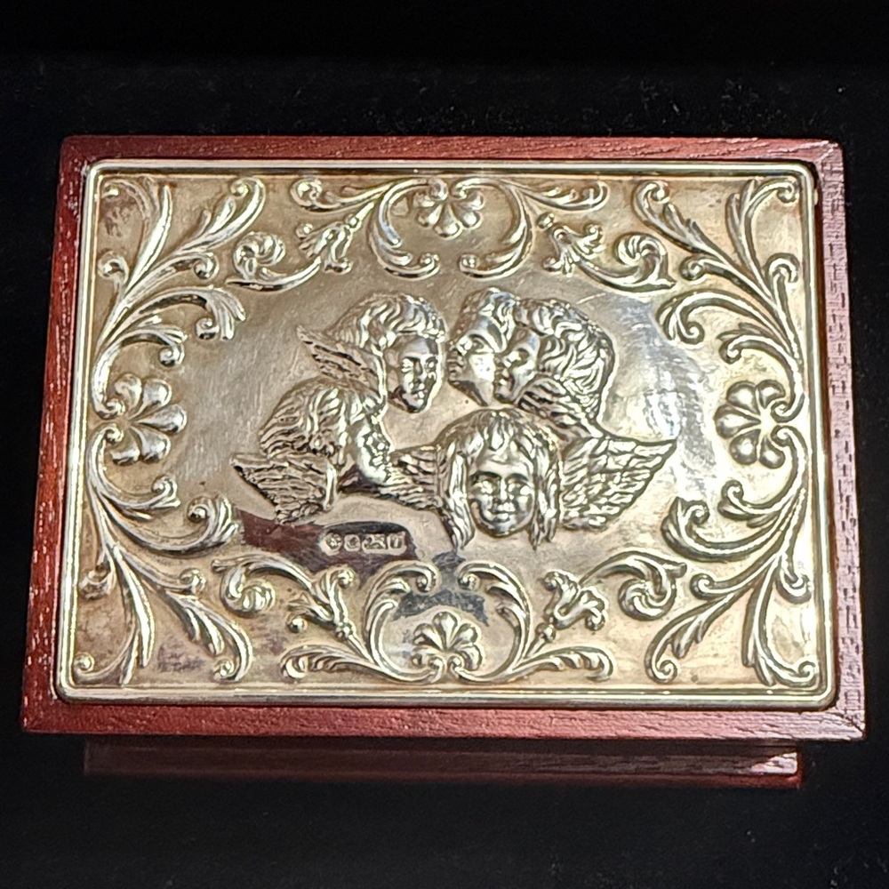 VTG  Reynolds Angel Sterling Silver and wood Jewellery box by Carrs of Sheffield